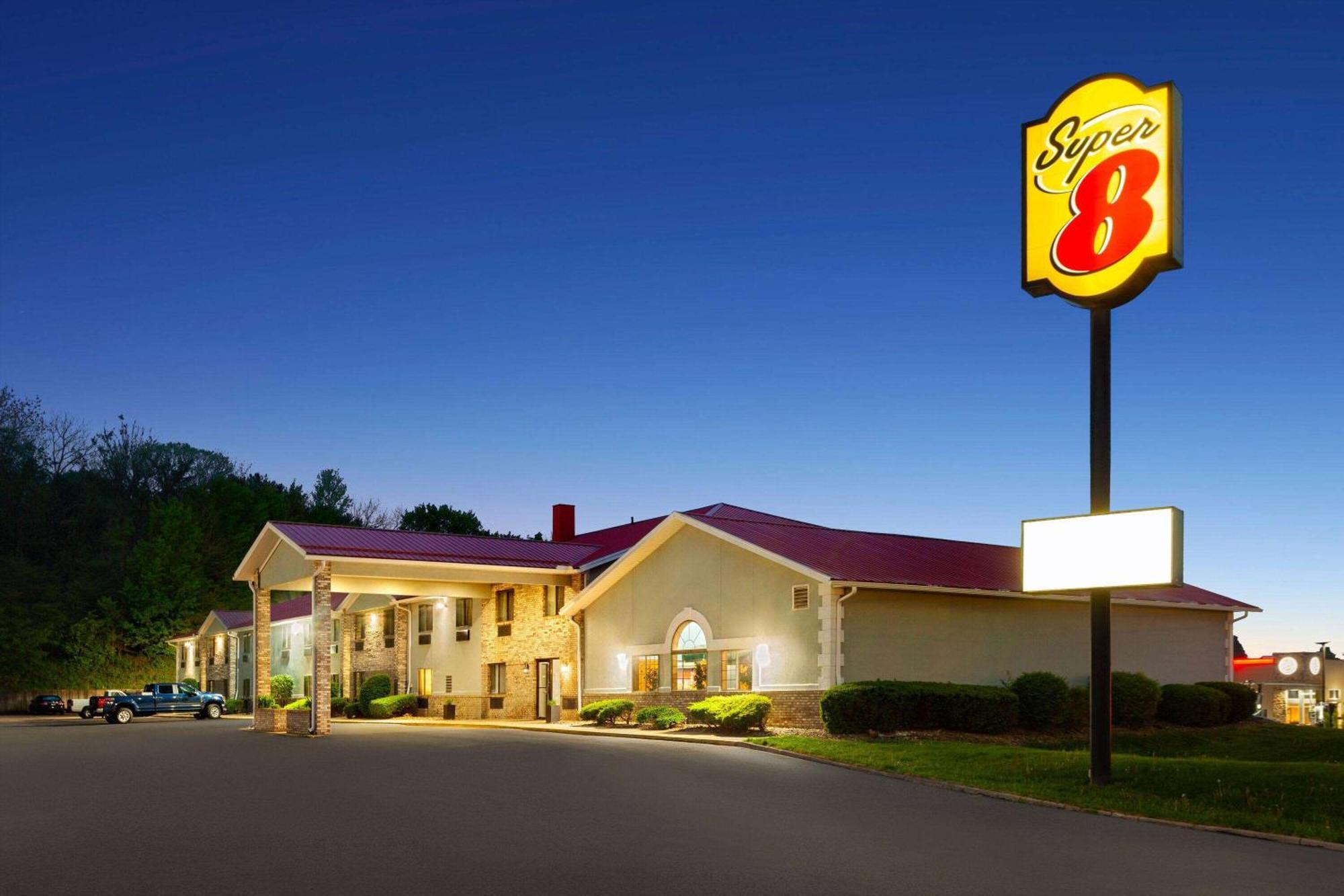 Super 8 by Wyndham Mt. Vernon Mount Vernon Eksteriør billede